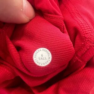 Lululemon hotty hot, 4in, size 6, low rise, red, excellent condition